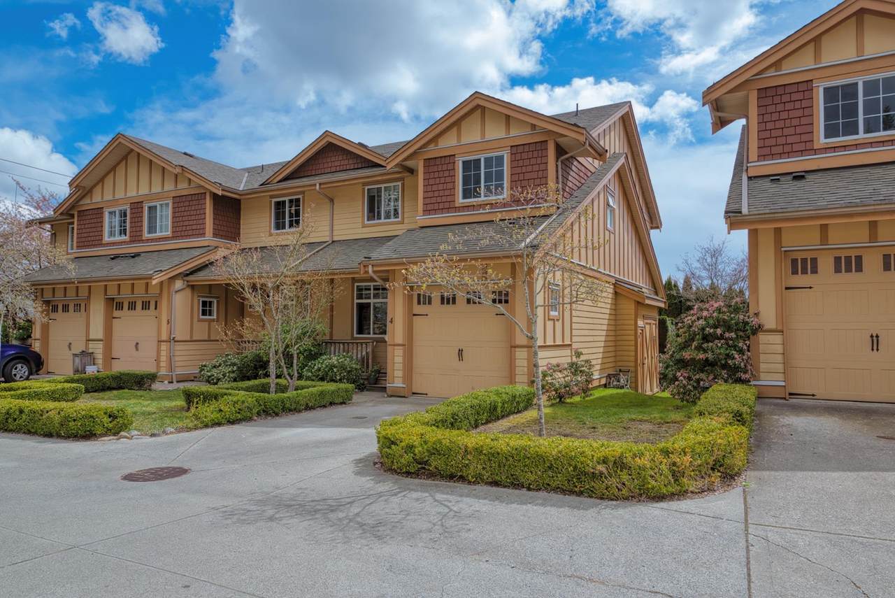 809 North Road - Photo 1