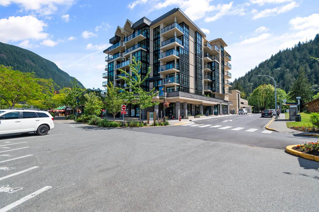 120 Esplanade Avenue - Photo 1