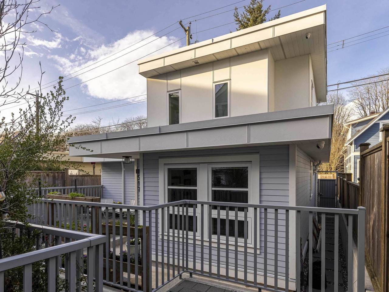 517 11th Avenue - Photo 1