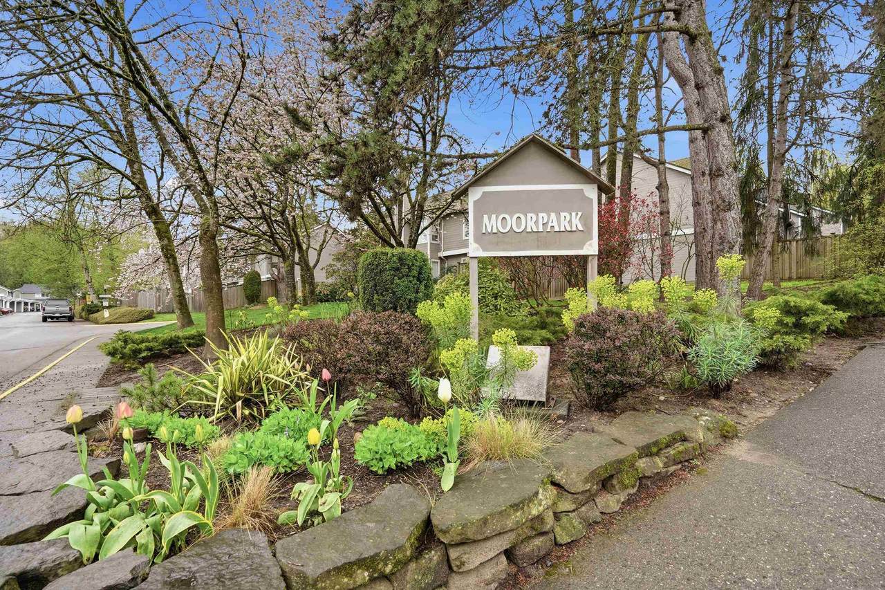 3407 Lynmoor Place - Photo 1