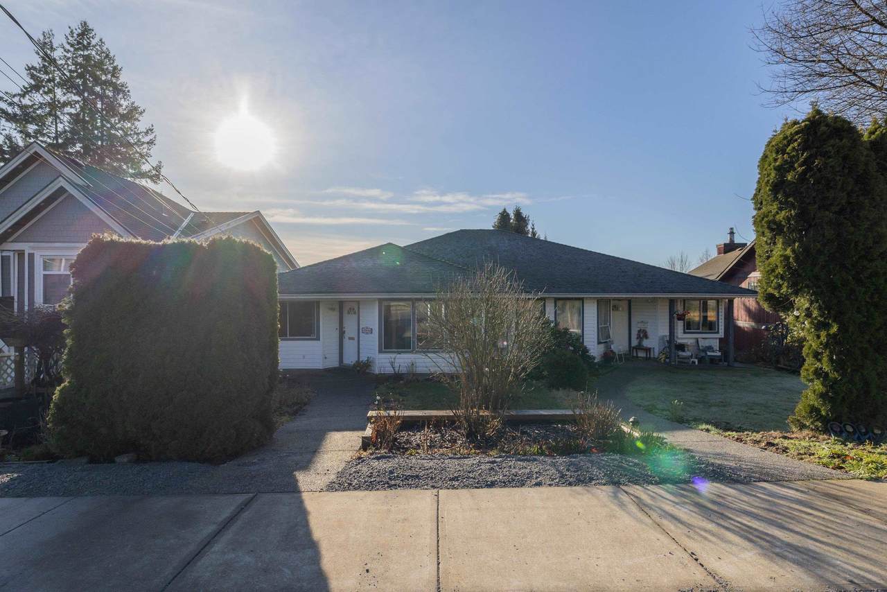 1038 Walls Avenue - Photo 1