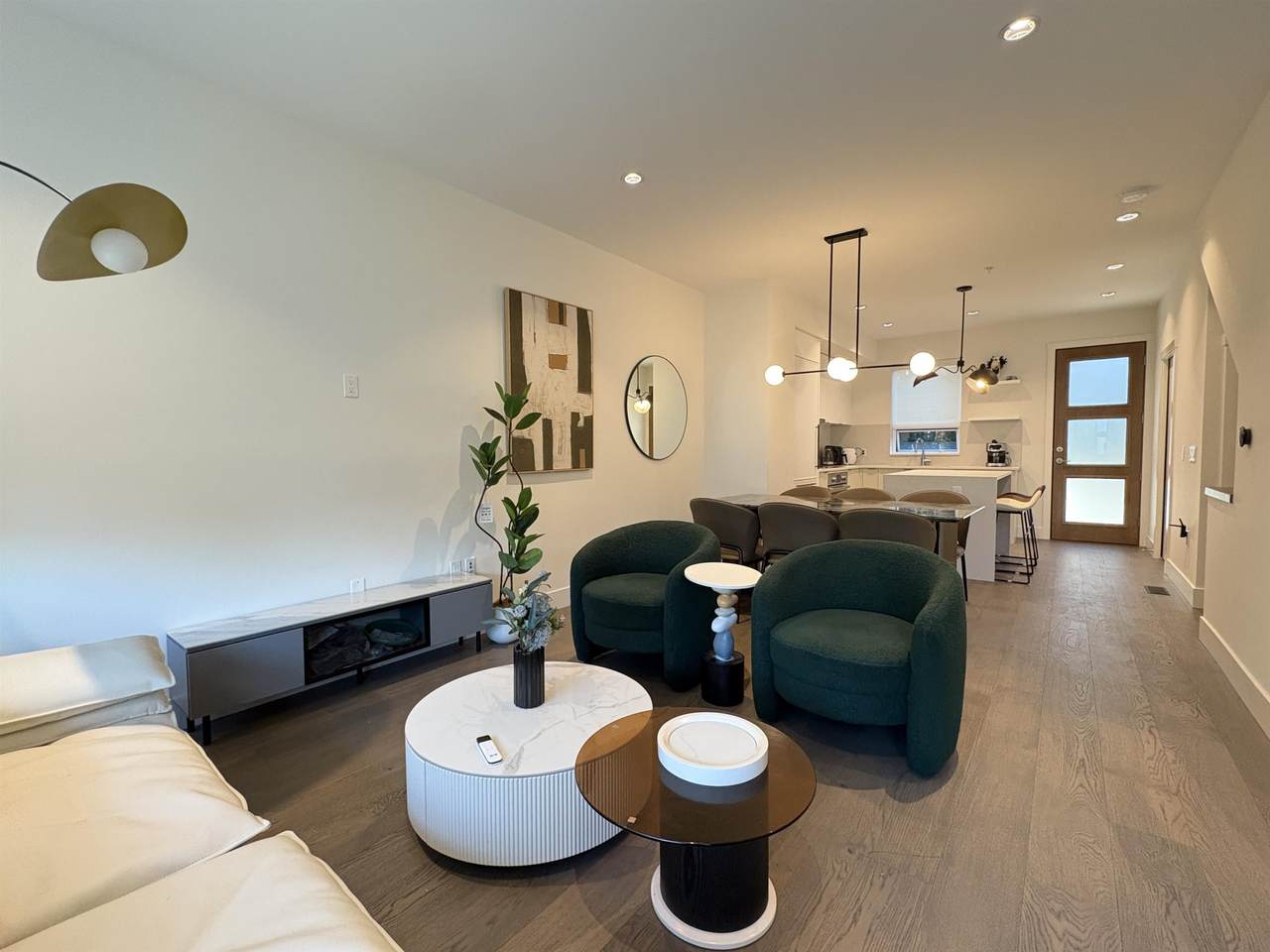 990 52nd Avenue - Photo 1