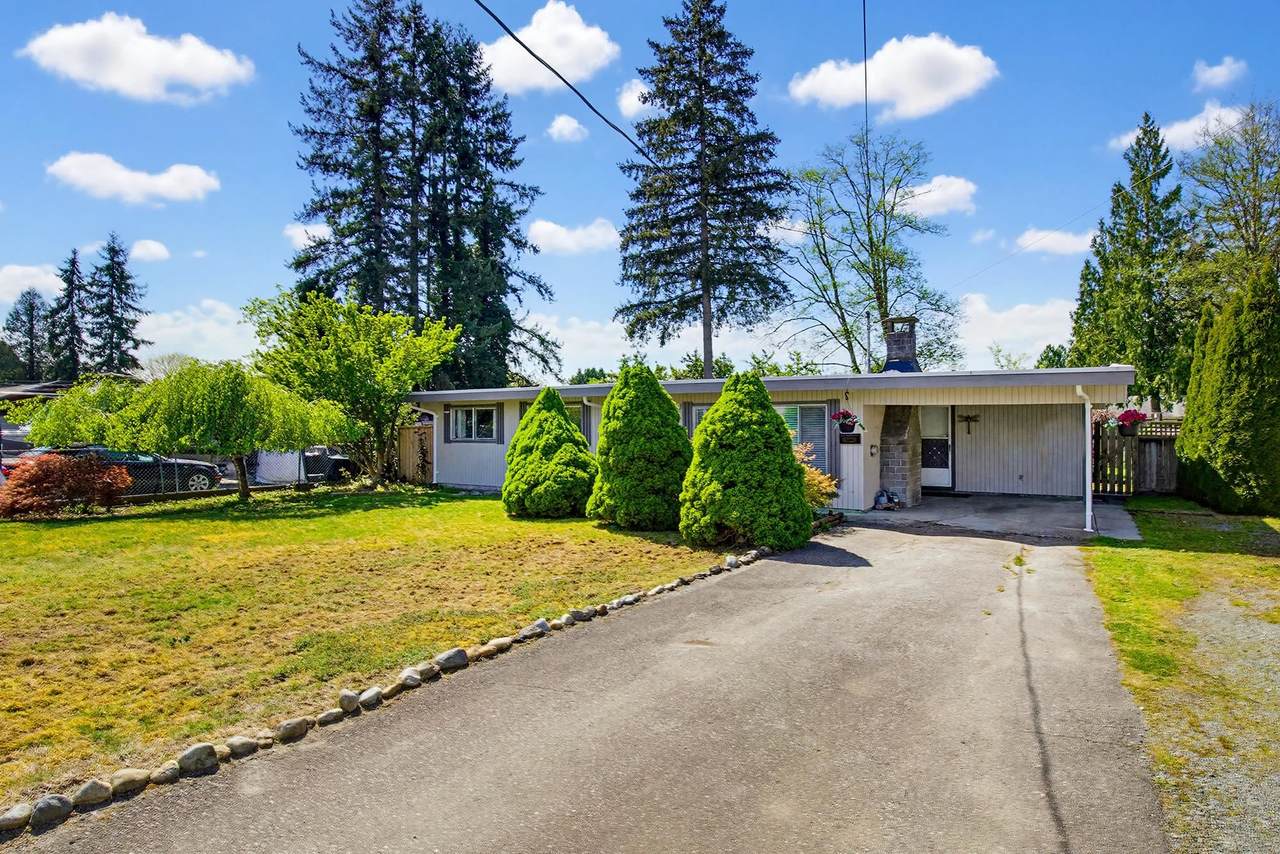11895 230 Street - Photo 1