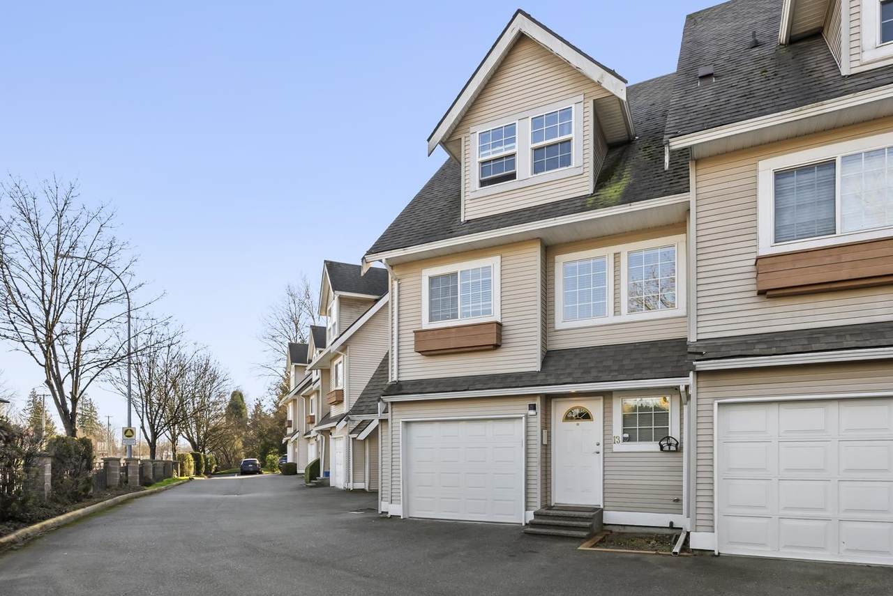 19948 Willoughby Way - Photo 1