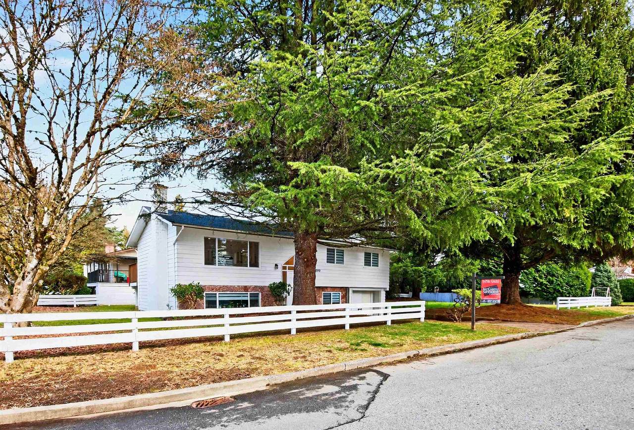 21099 Berry Avenue - Photo 1