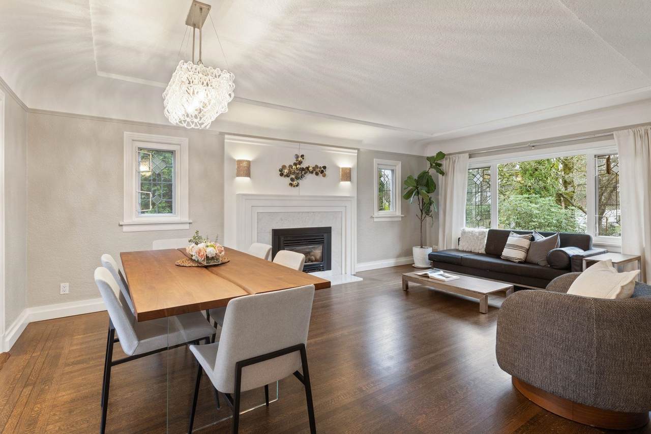 2907 30th Avenue - Photo 1