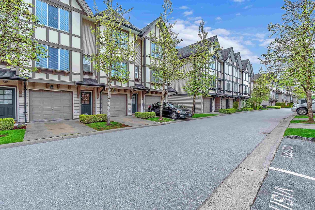 20875 80 Avenue - Photo 1