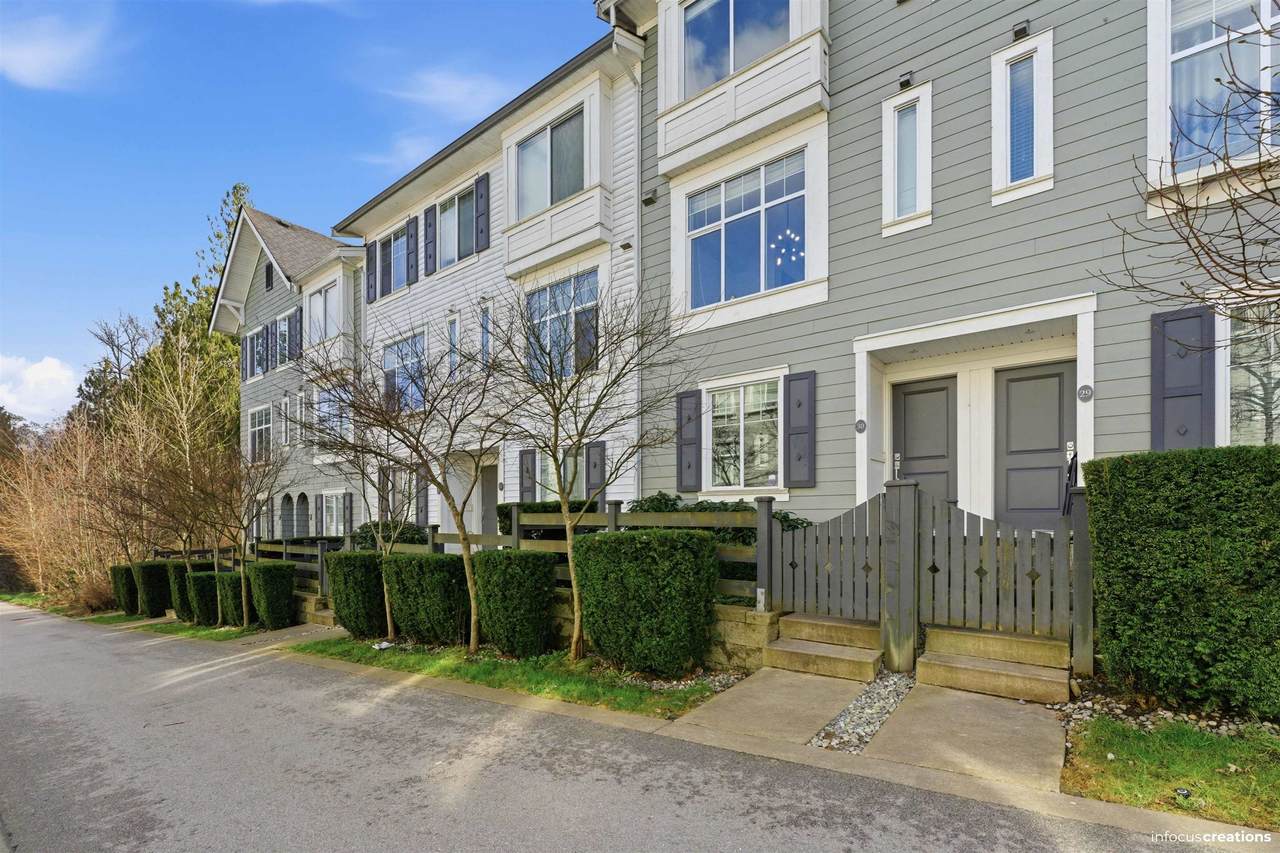 8130 136A Street - Photo 1