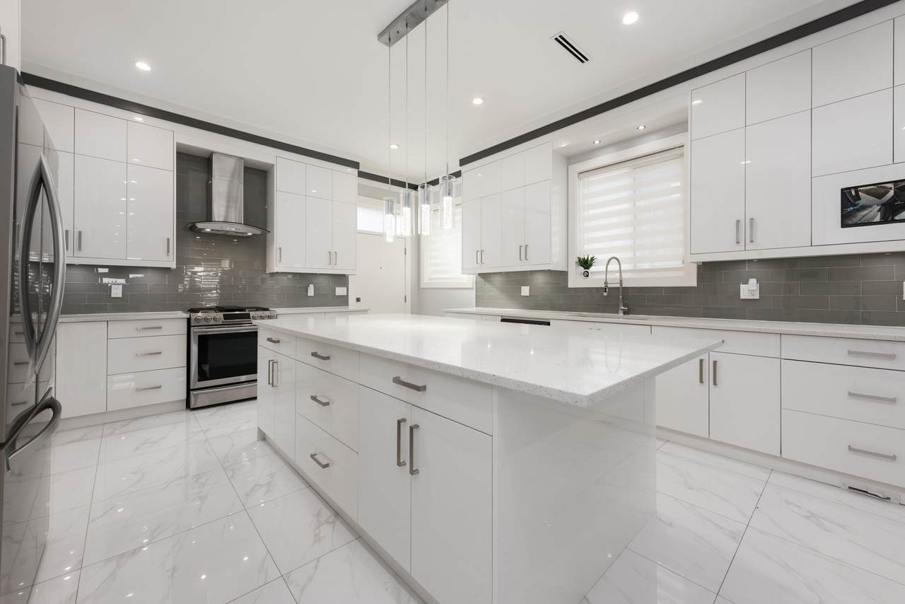 1135 Yorston Court - Photo 1