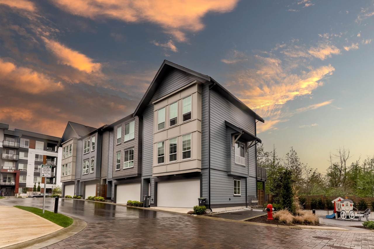 8120 200A Street - Photo 1