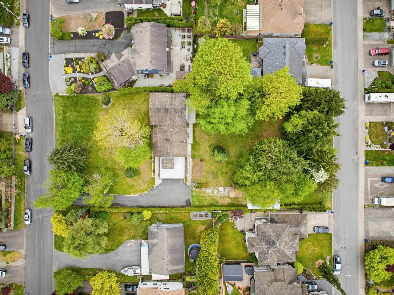 33103 Whidden Avenue - Photo 1