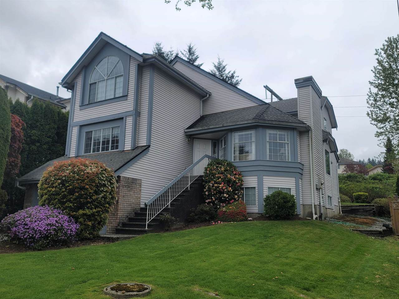2925 Cliffrose Crescent - Photo 1