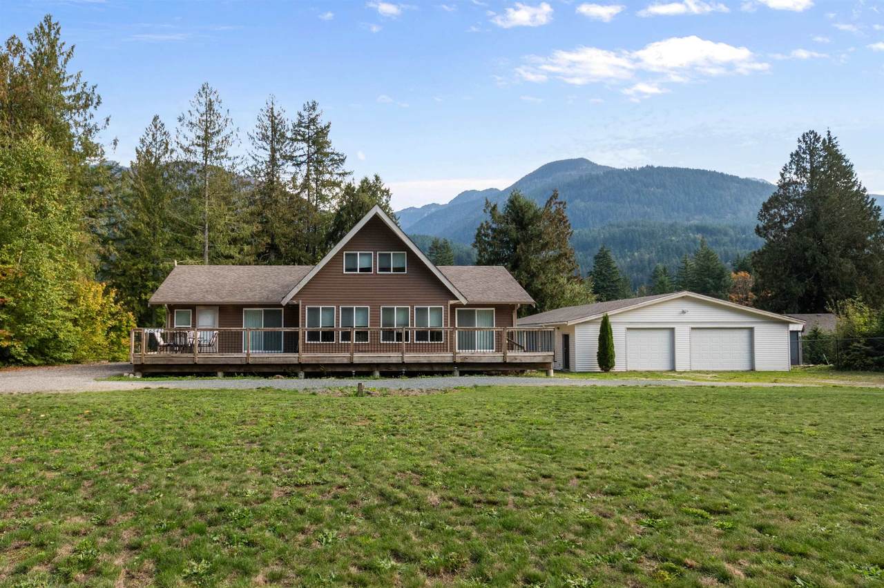 26542 Reynolds Road - Photo 1