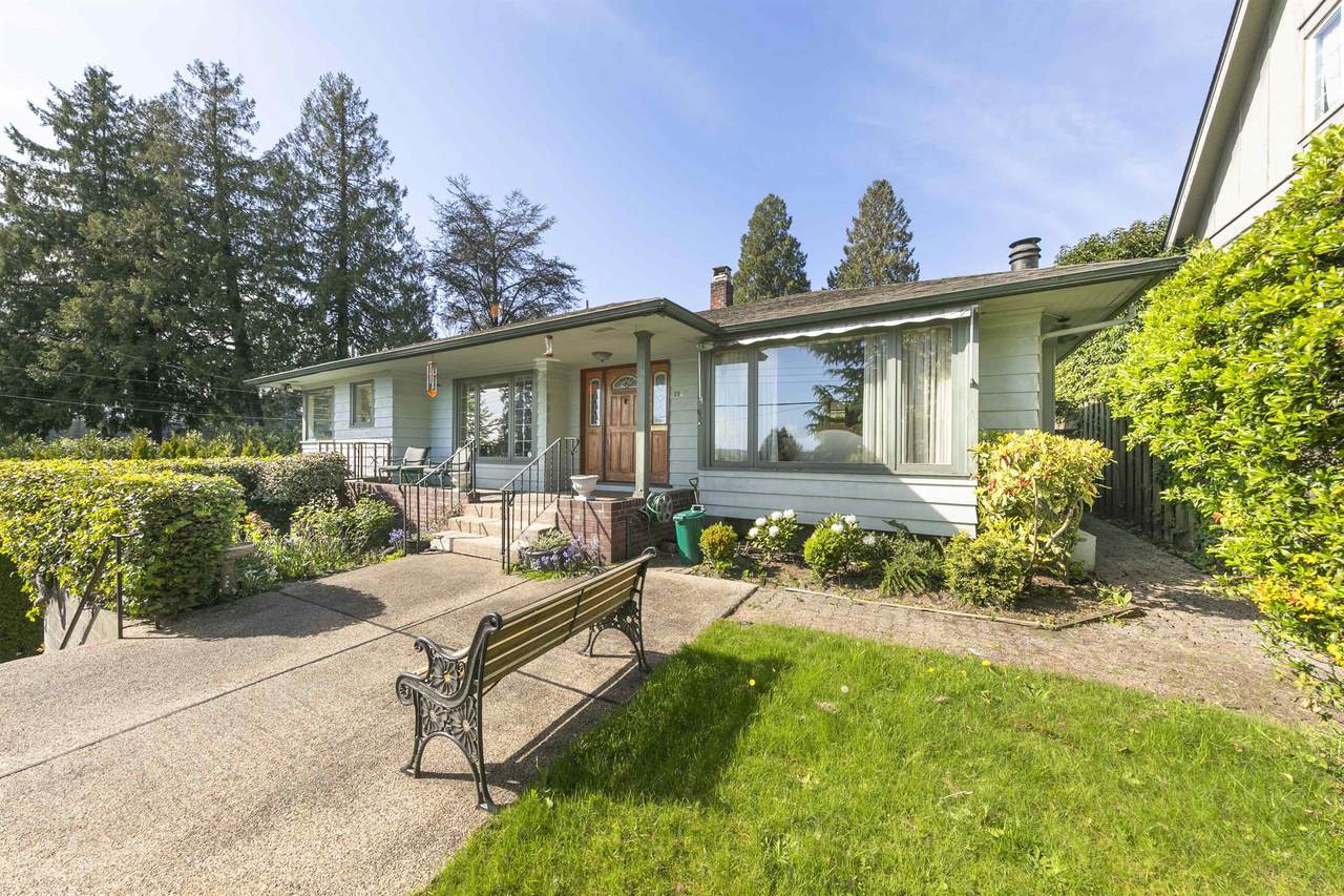 2657 Haywood Avenue - Photo 1