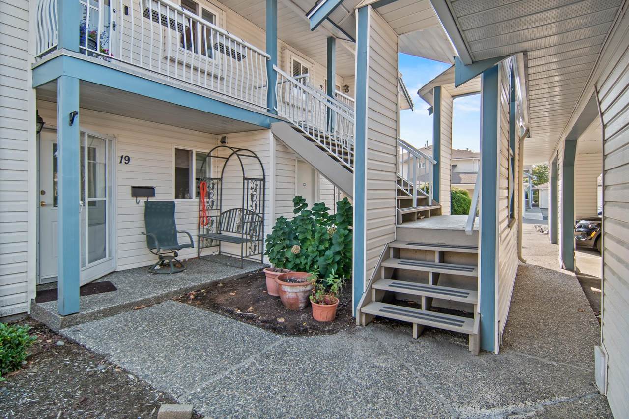 45435 Knight Road - Photo 1