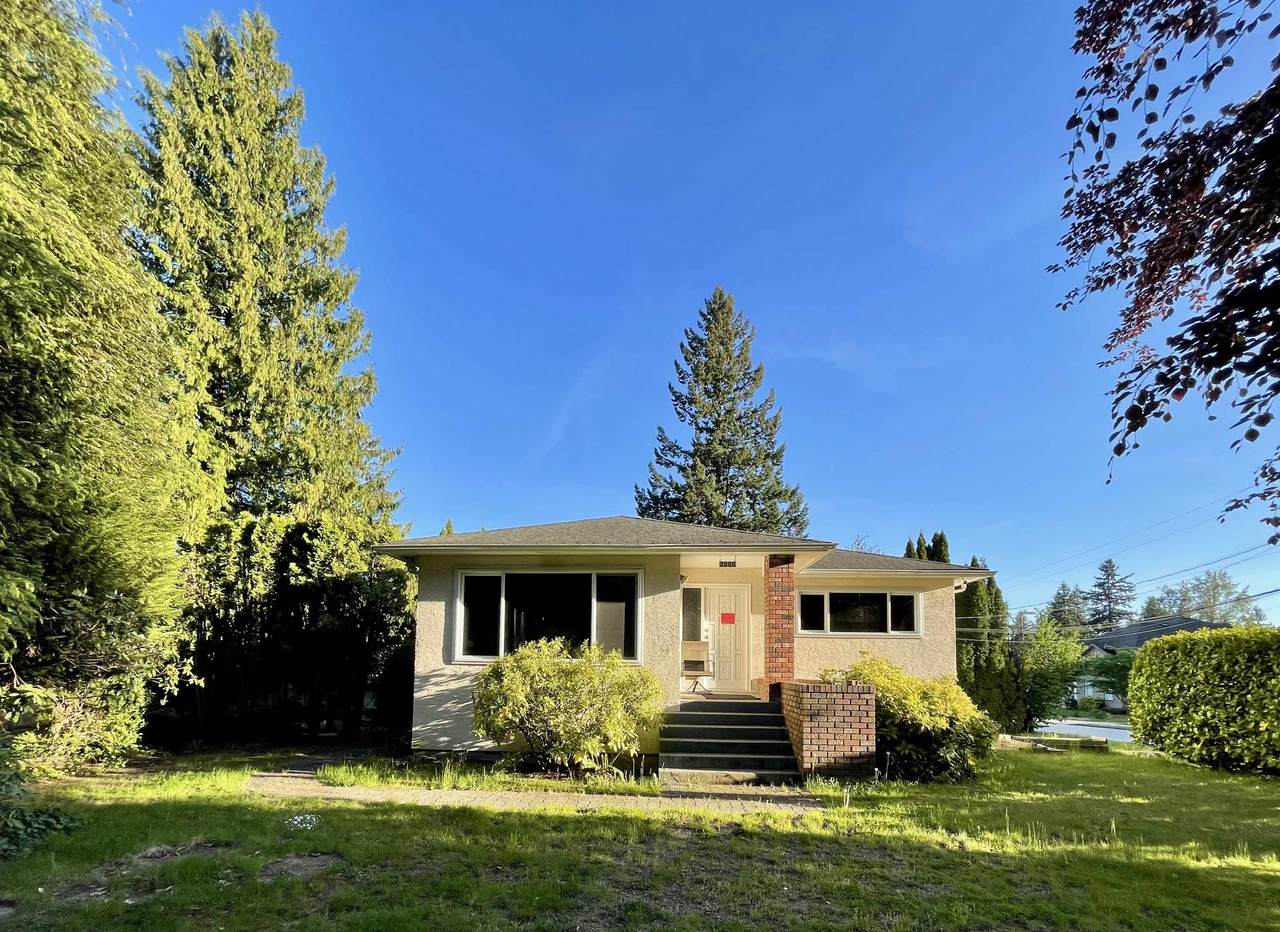 2000 Austin Avenue - Photo 1