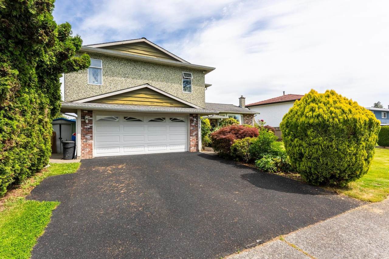 5259 Oak Place - Photo 1