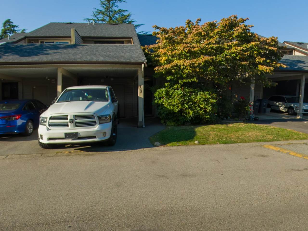 9270 122 Street - Photo 1