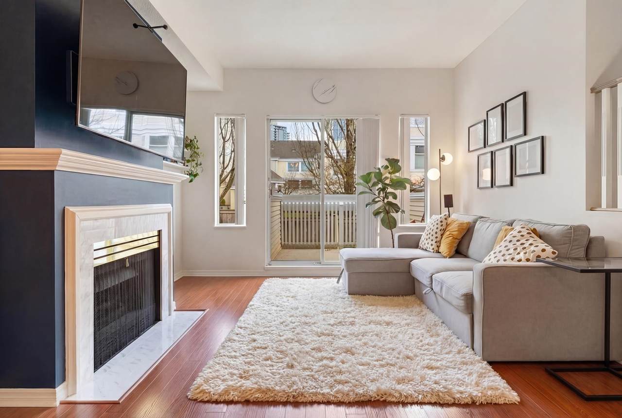 6700 Rumble Street - Photo 1