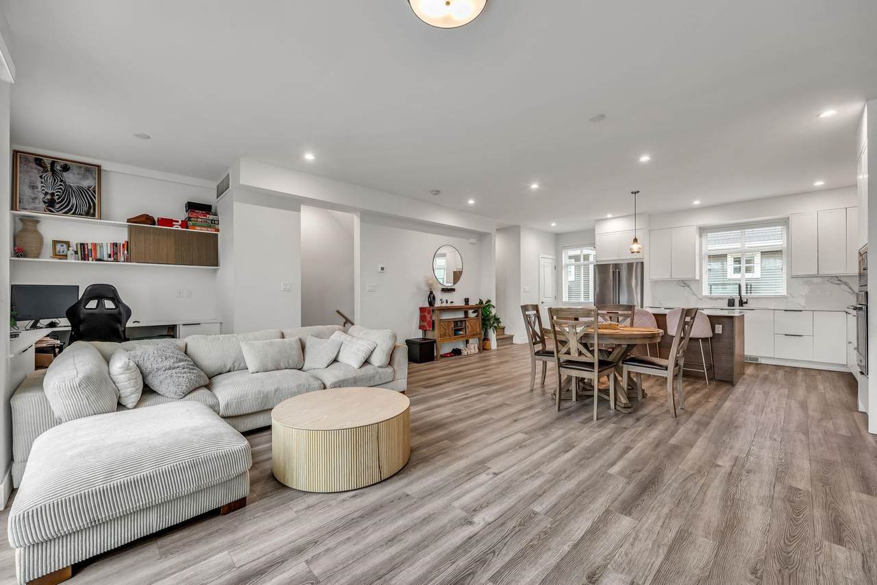 10488 124 Street - Photo 1