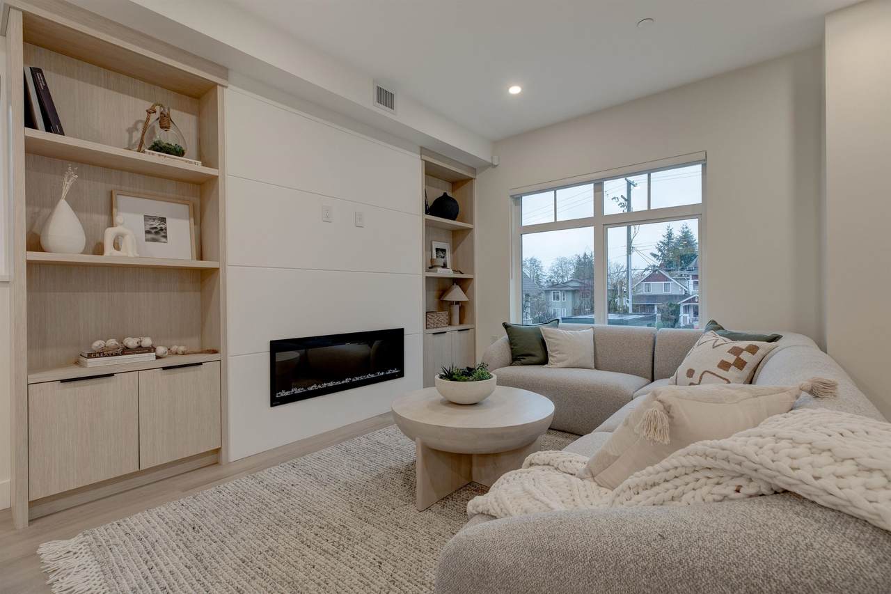339 Keary Street - Photo 1