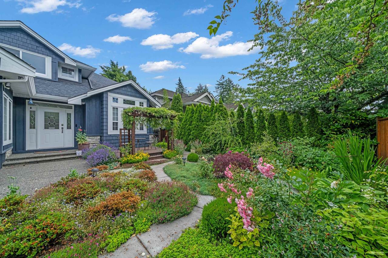 14741 30 Avenue - Photo 1