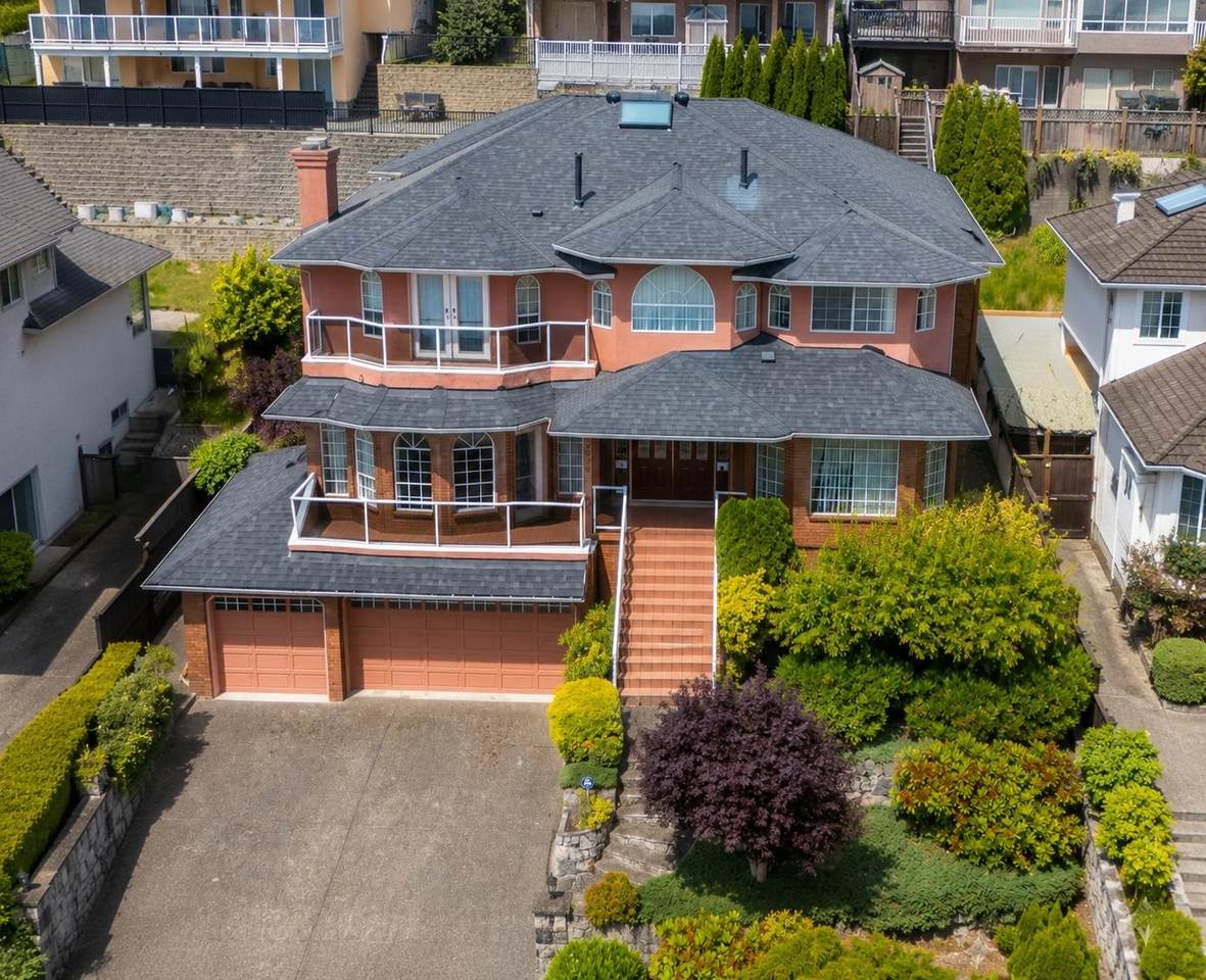 2248 Sicamous Avenue - Photo 1