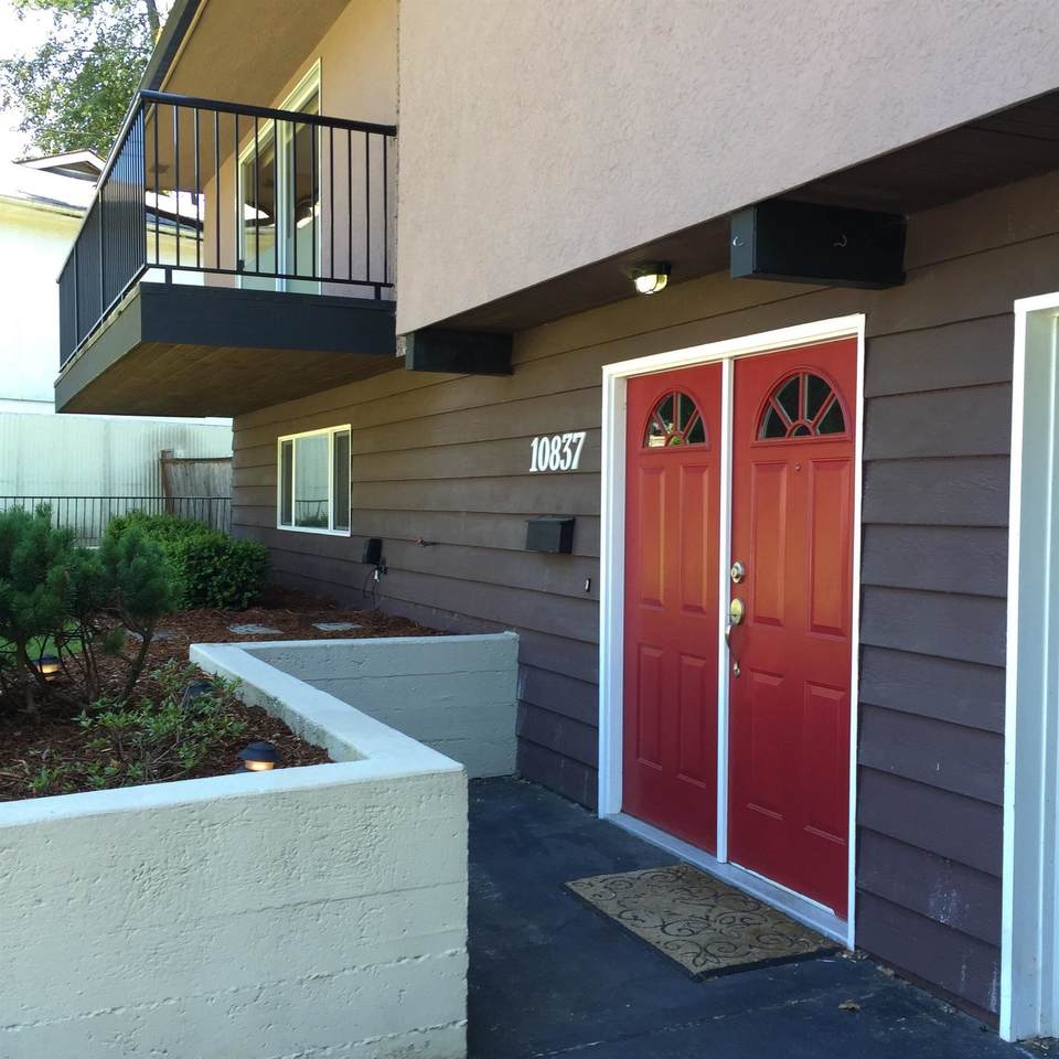 10837 145 A Street - Photo 1