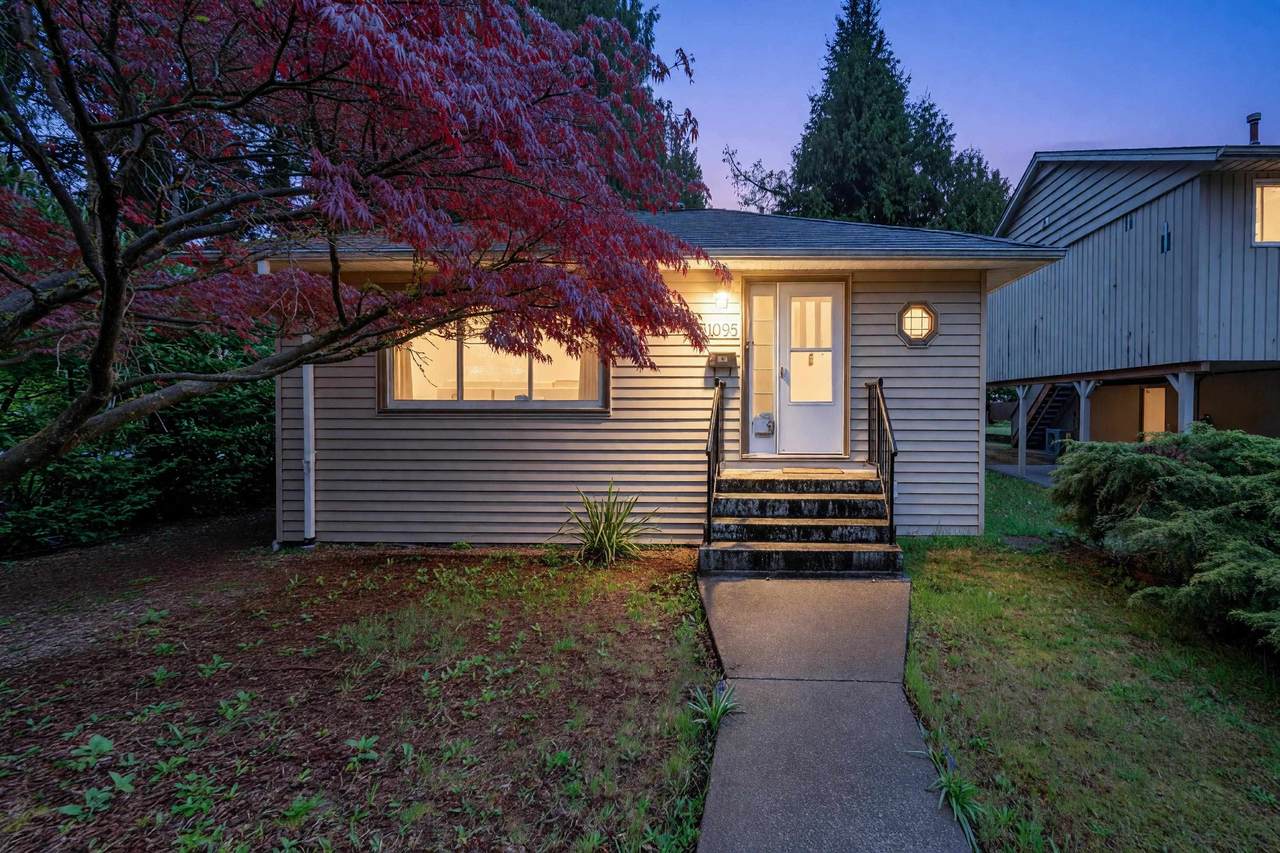 1095 29th Street - Photo 1