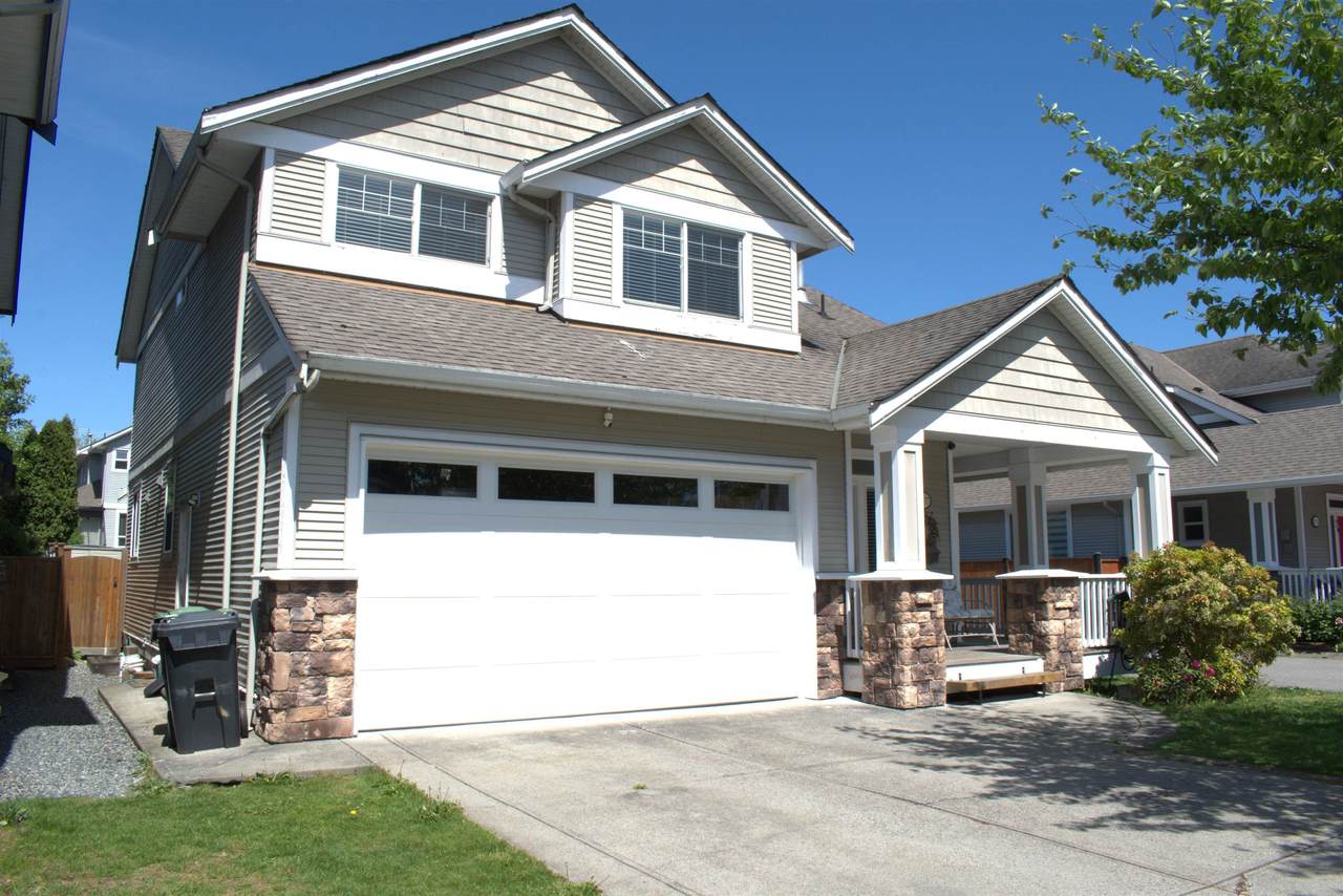 20177 71A Avenue - Photo 1