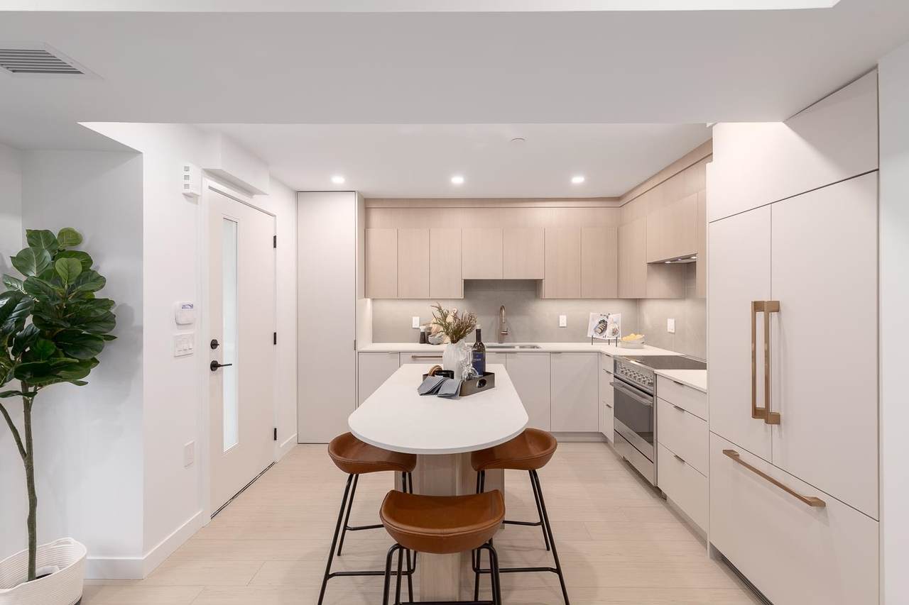 2339 34th Avenue - Photo 1