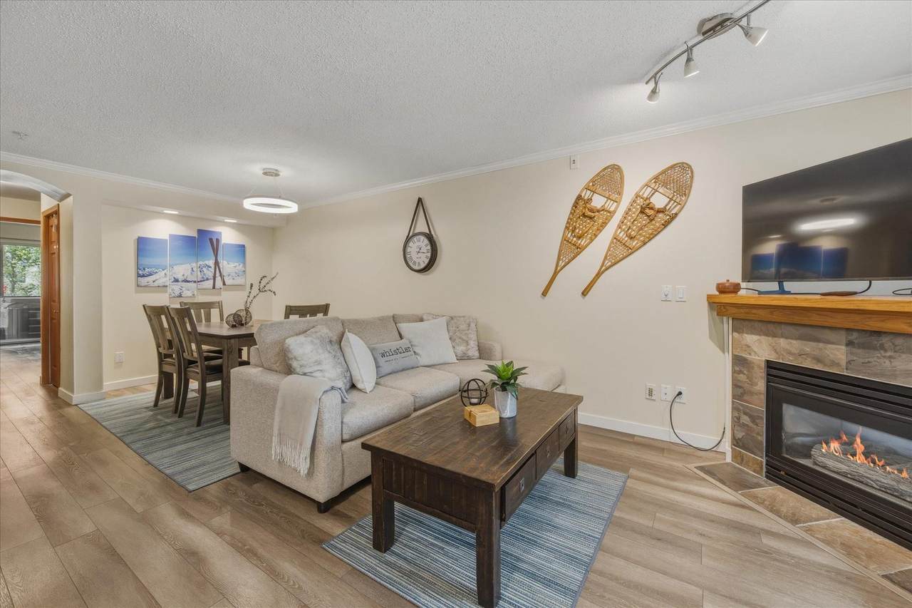 4335 Northlands Boulevard - Photo 1