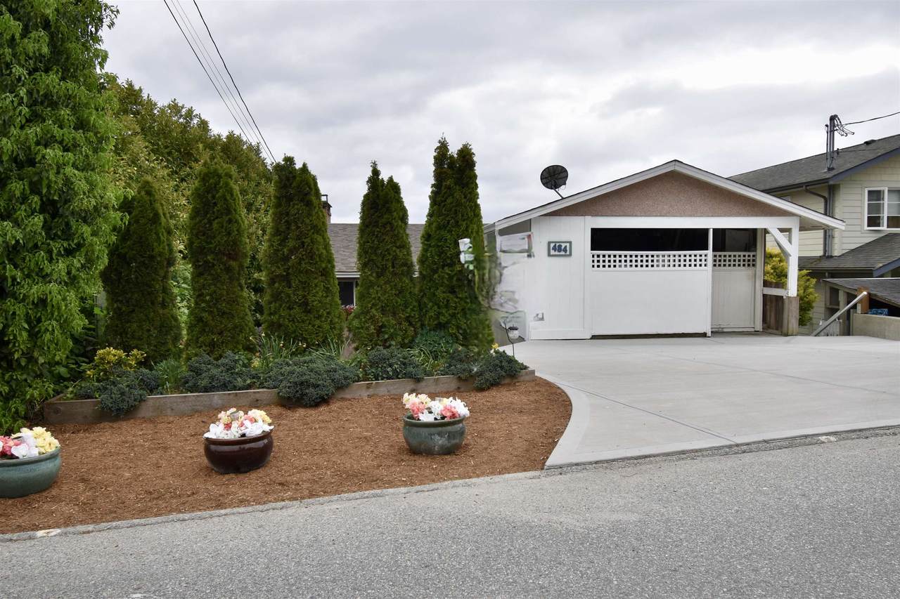 484 Marine Drive - Photo 1