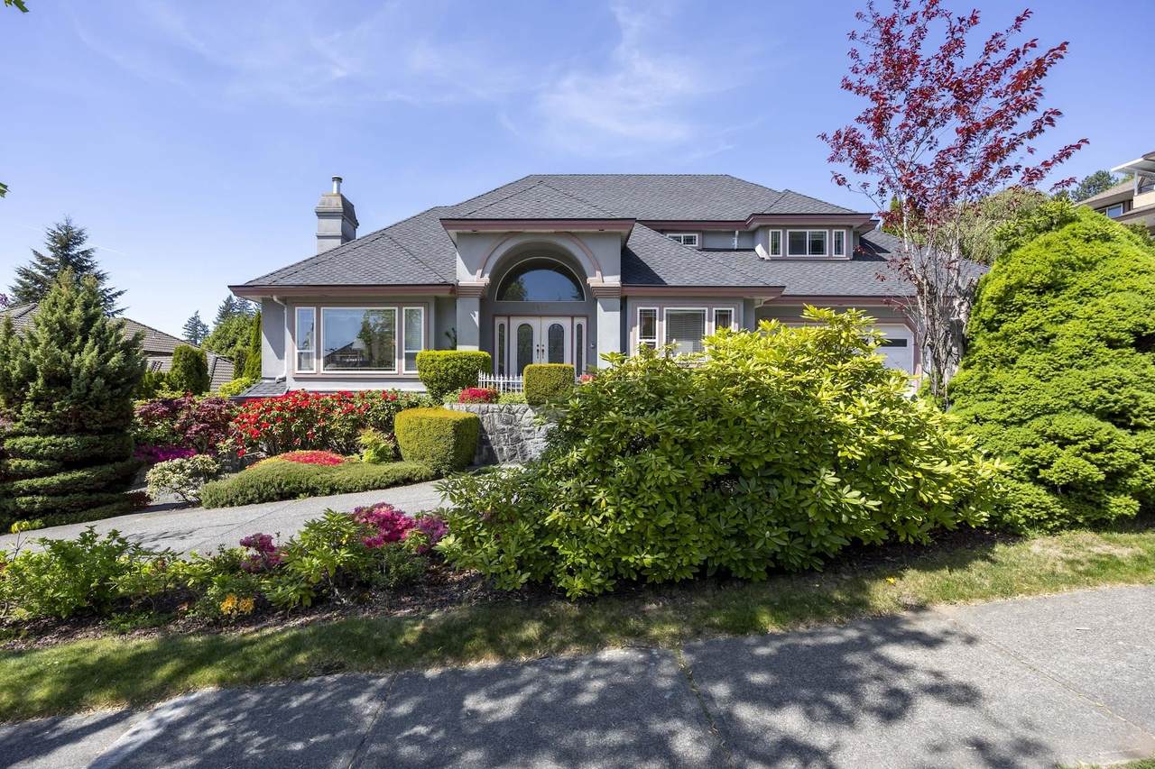 3022 Plateau Boulevard - Photo 1