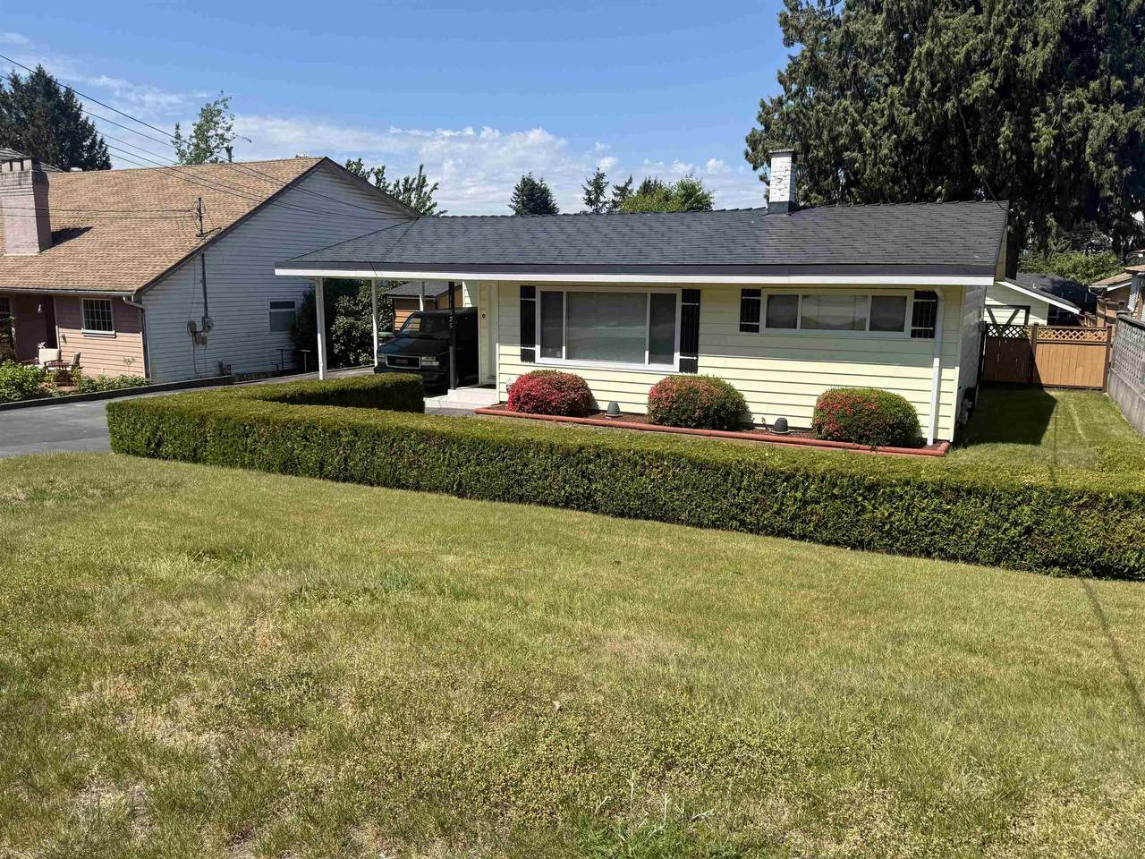 11525 96A Avenue - Photo 1