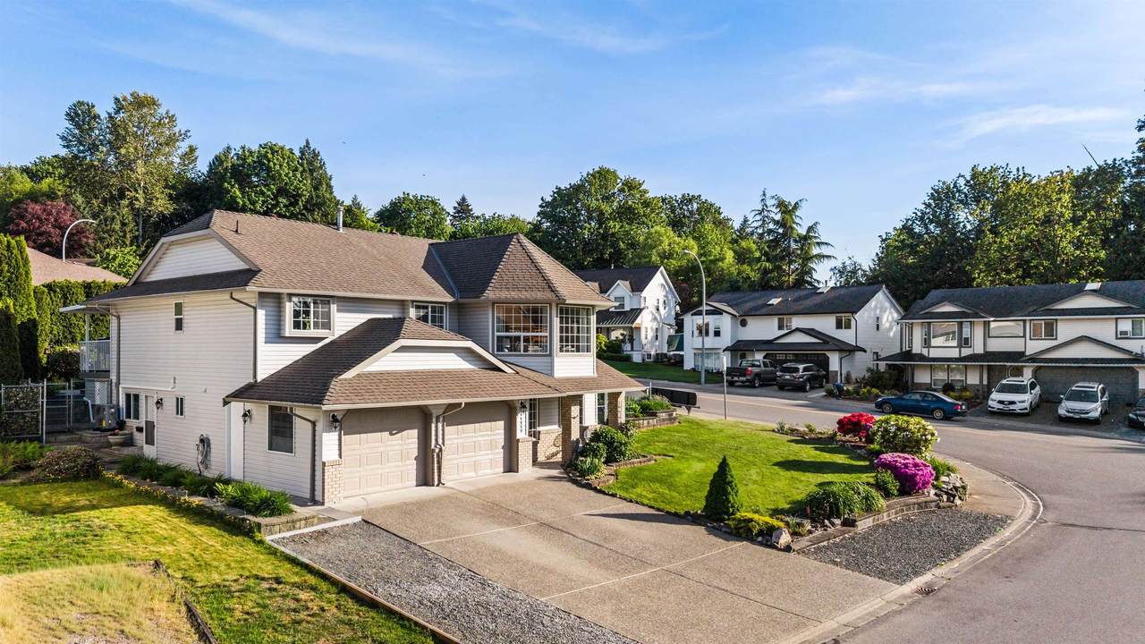 34858 Millar Crescent - Photo 1