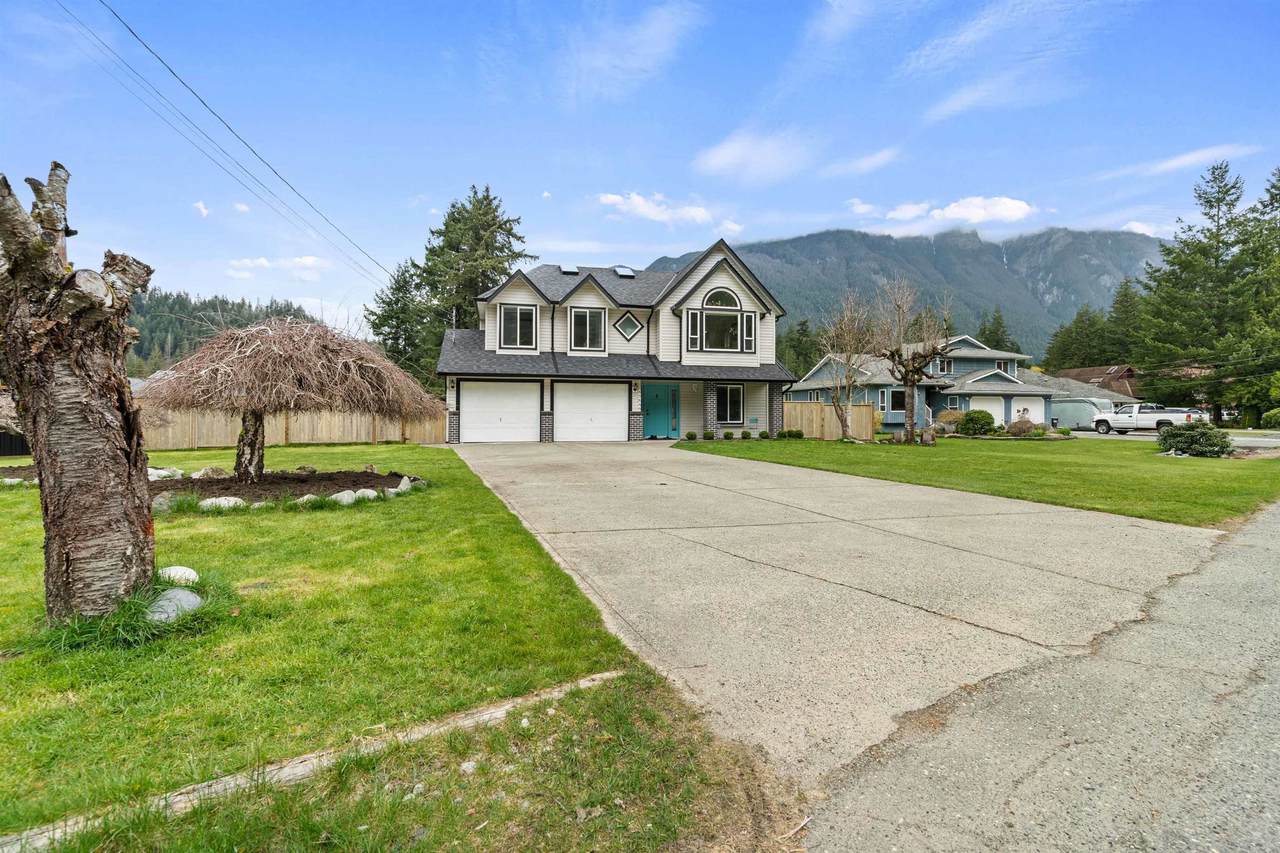 65644 Gardner Drive - Photo 1