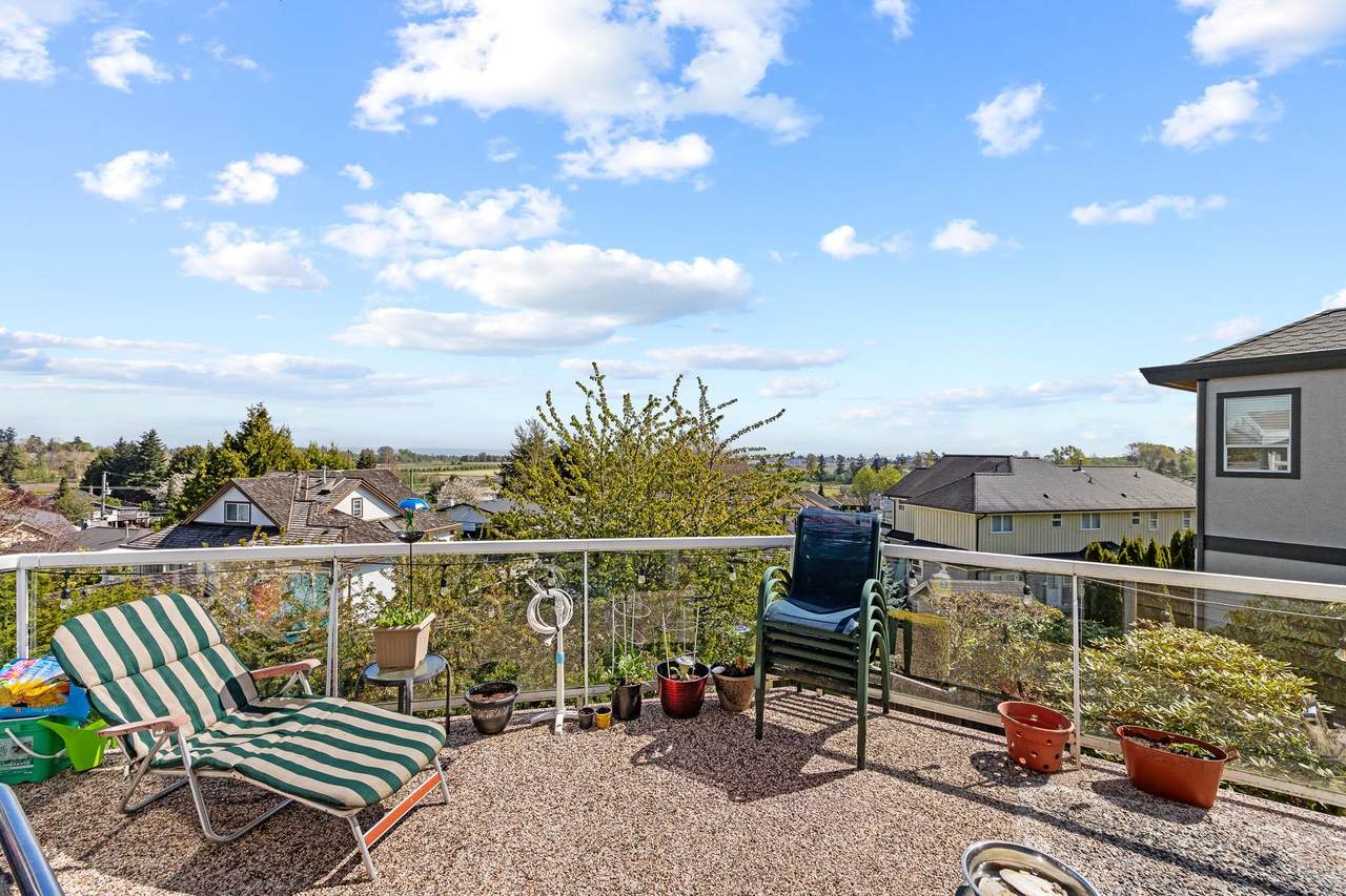 307 Rosehill Wynd - Photo 1