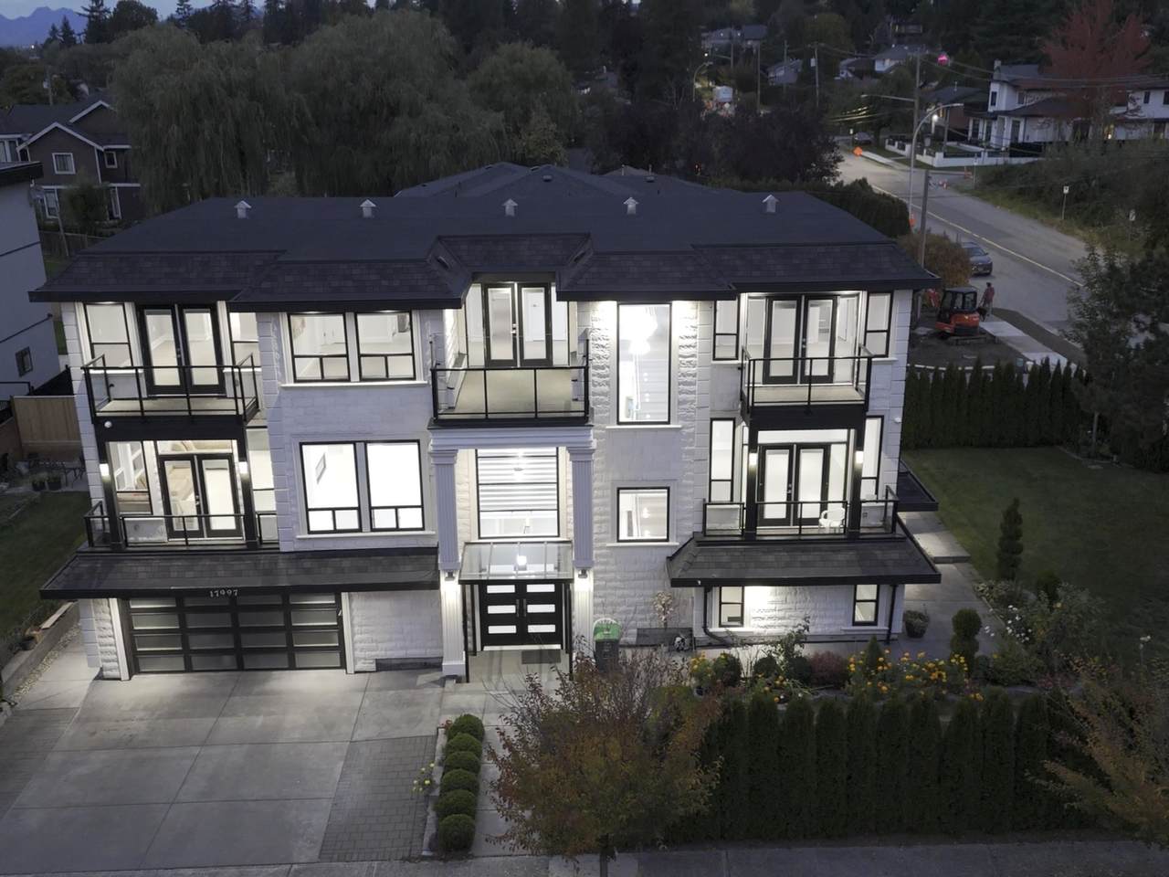 17997 56A Avenue - Photo 1