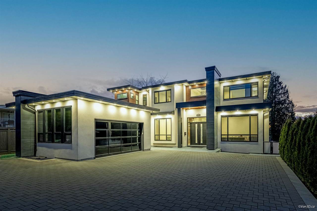 11229 136 Street - Photo 1