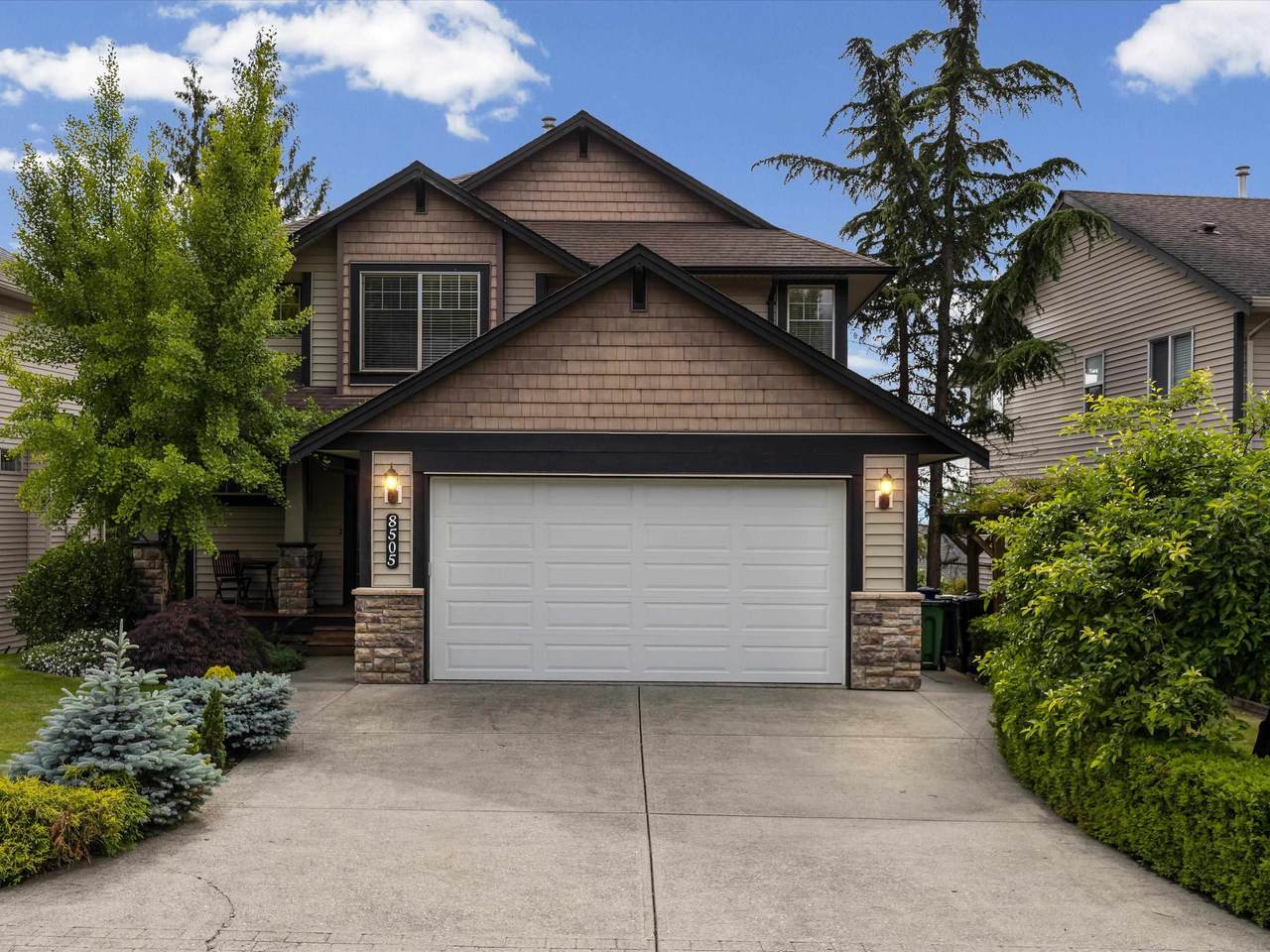 8505 Unity Drive - Photo 1