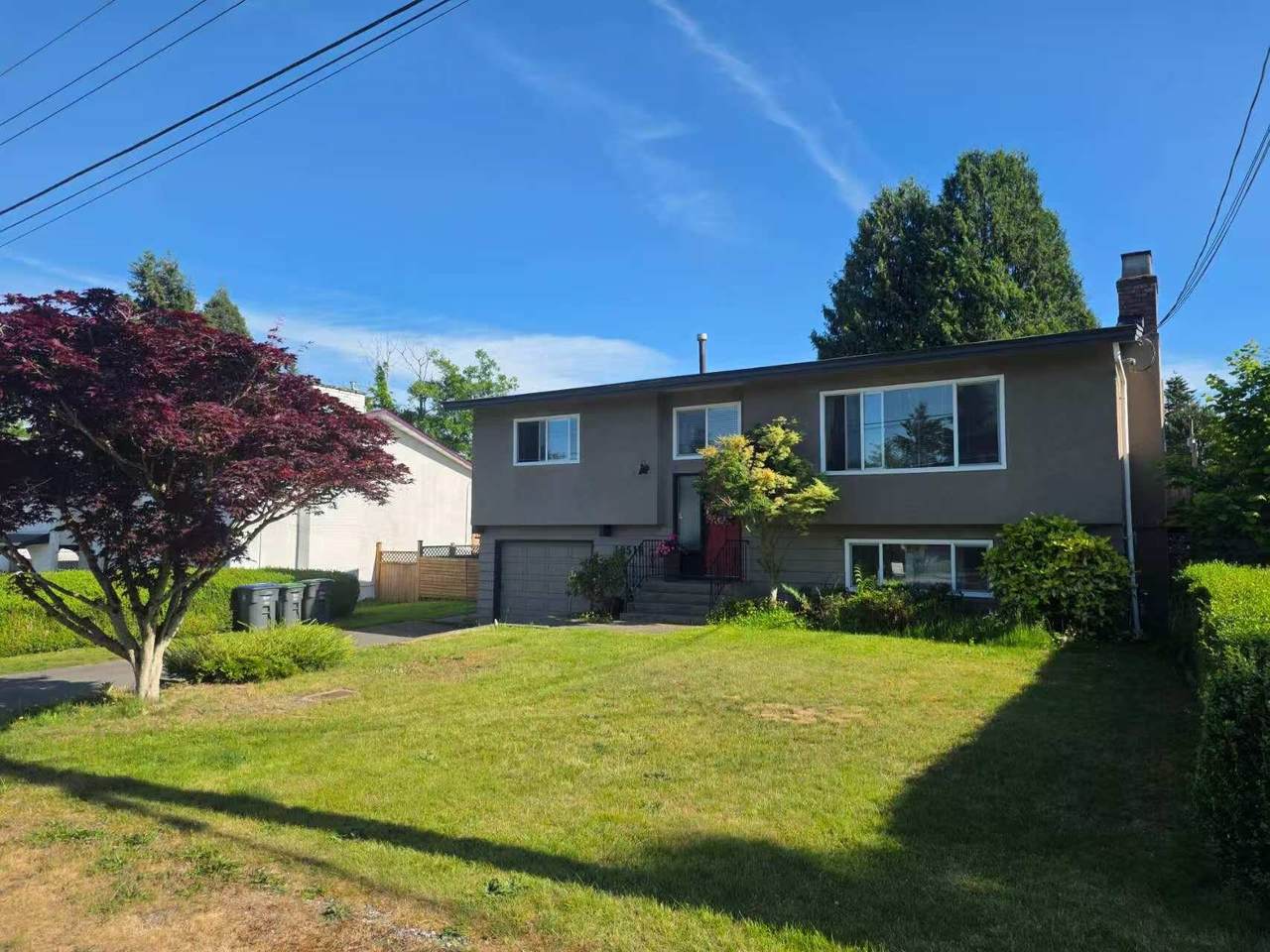 15516 17 Avenue - Photo 1