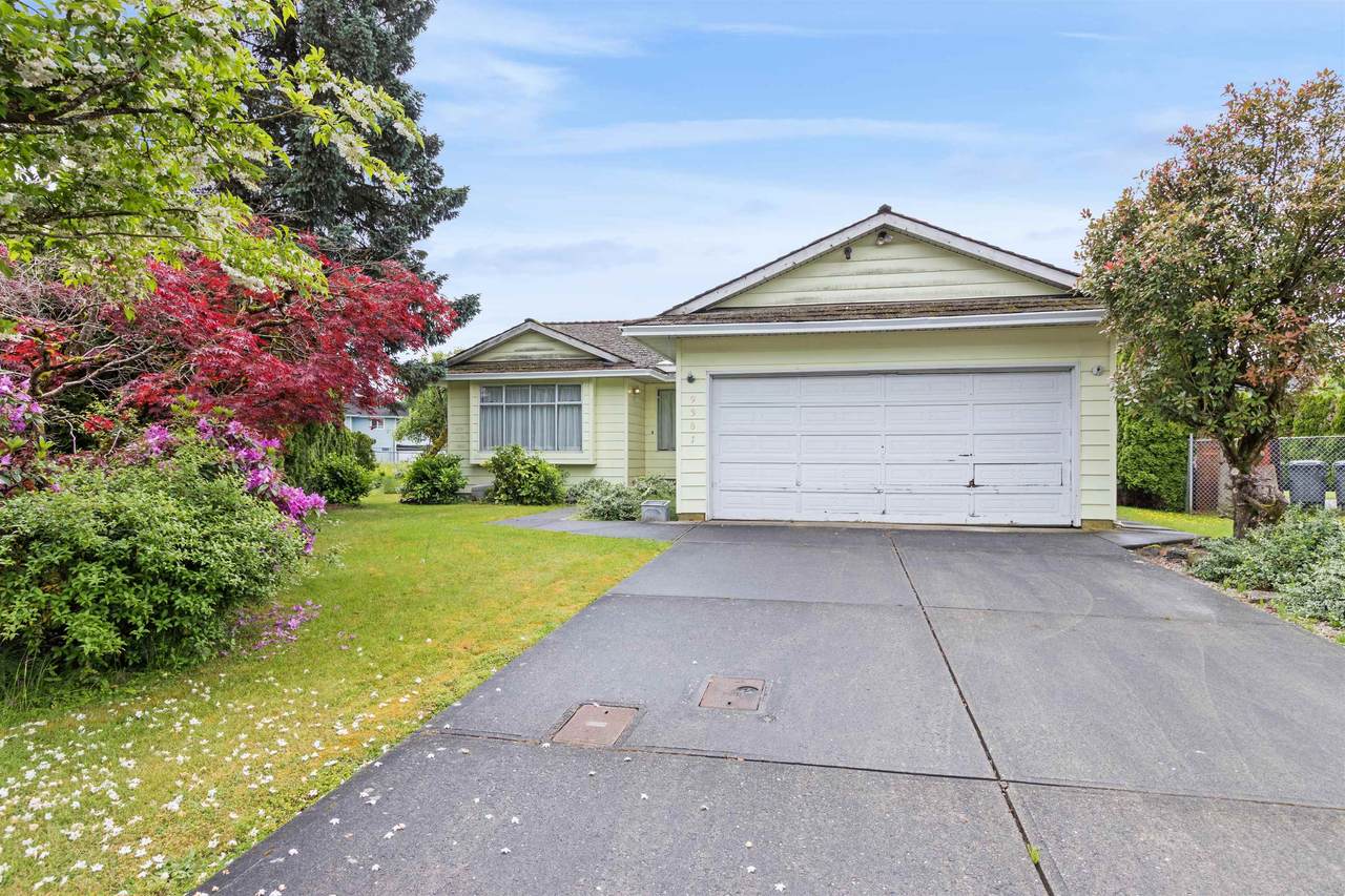 9381 139 Street - Photo 1