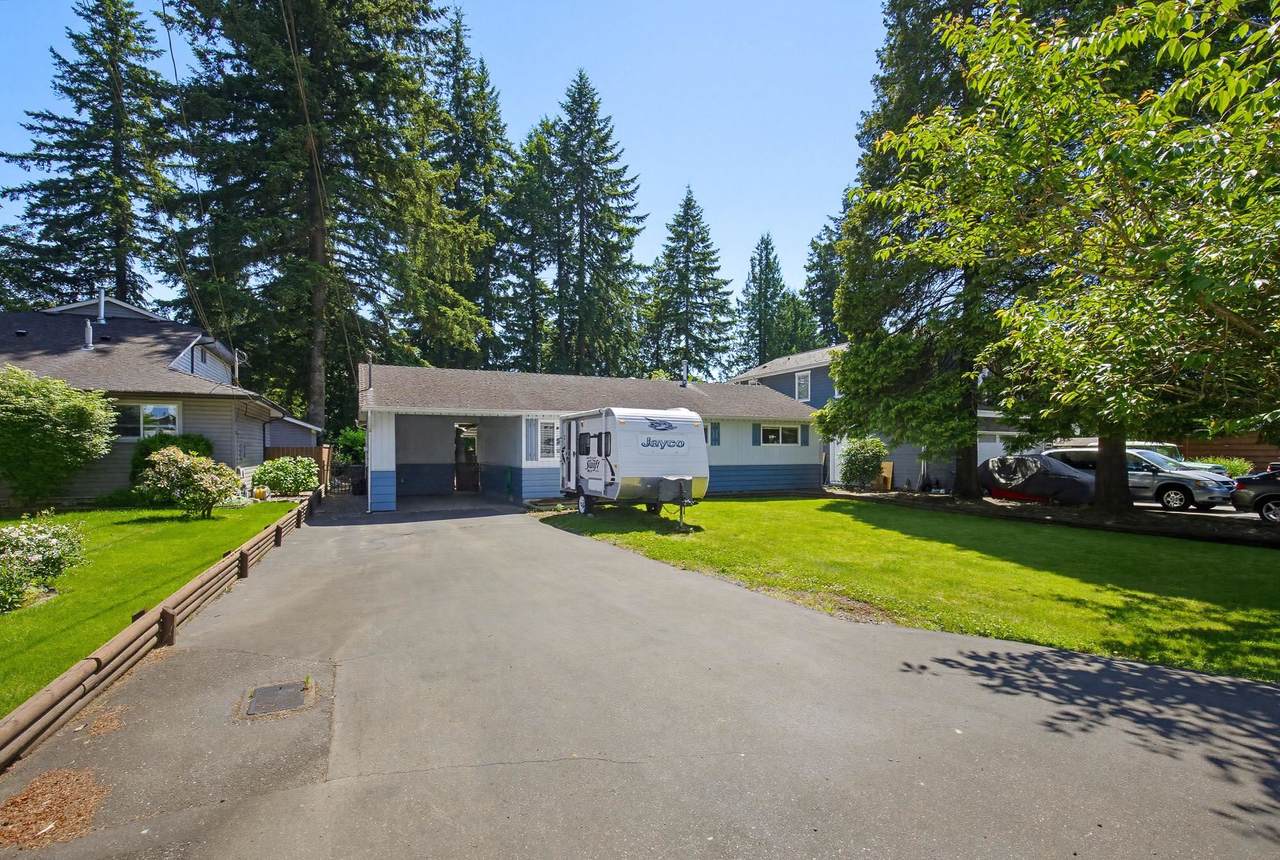 34458 Kent Avenue - Photo 1