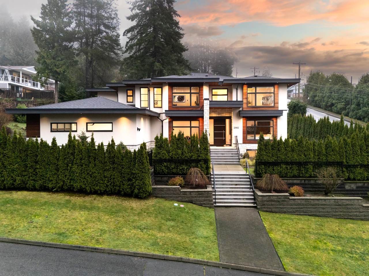 2902 St. Andrews Avenue - Photo 1