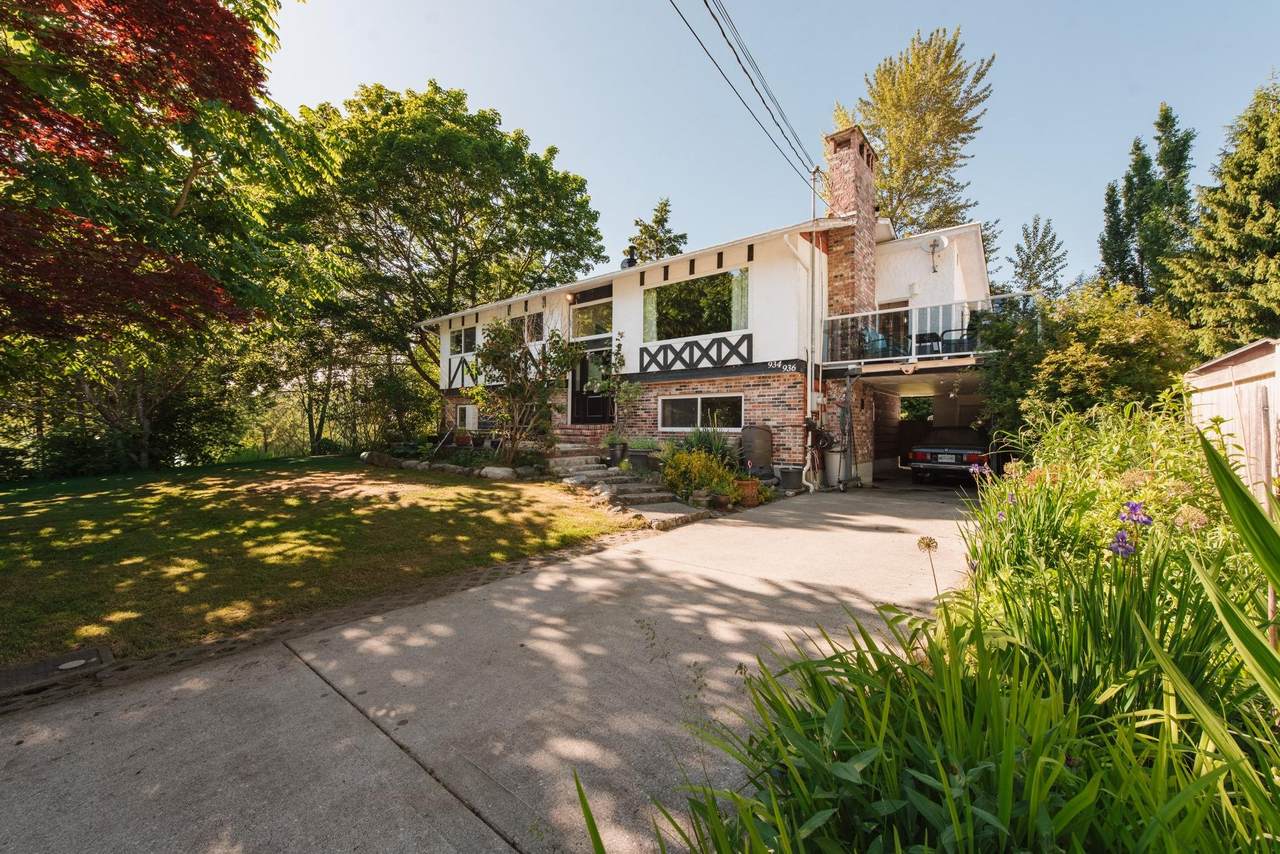 934 Davis Road - Photo 1