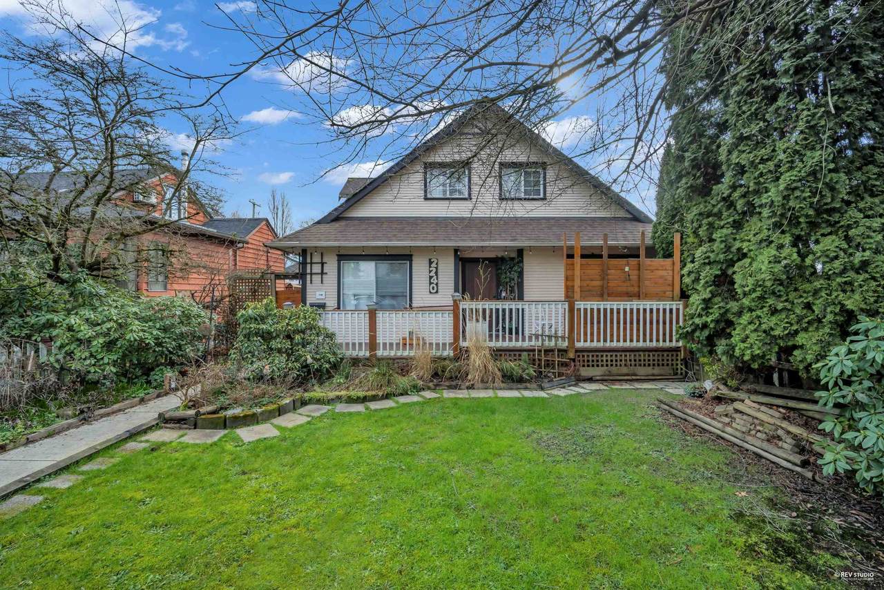 2240 Douglas Crescent - Photo 1
