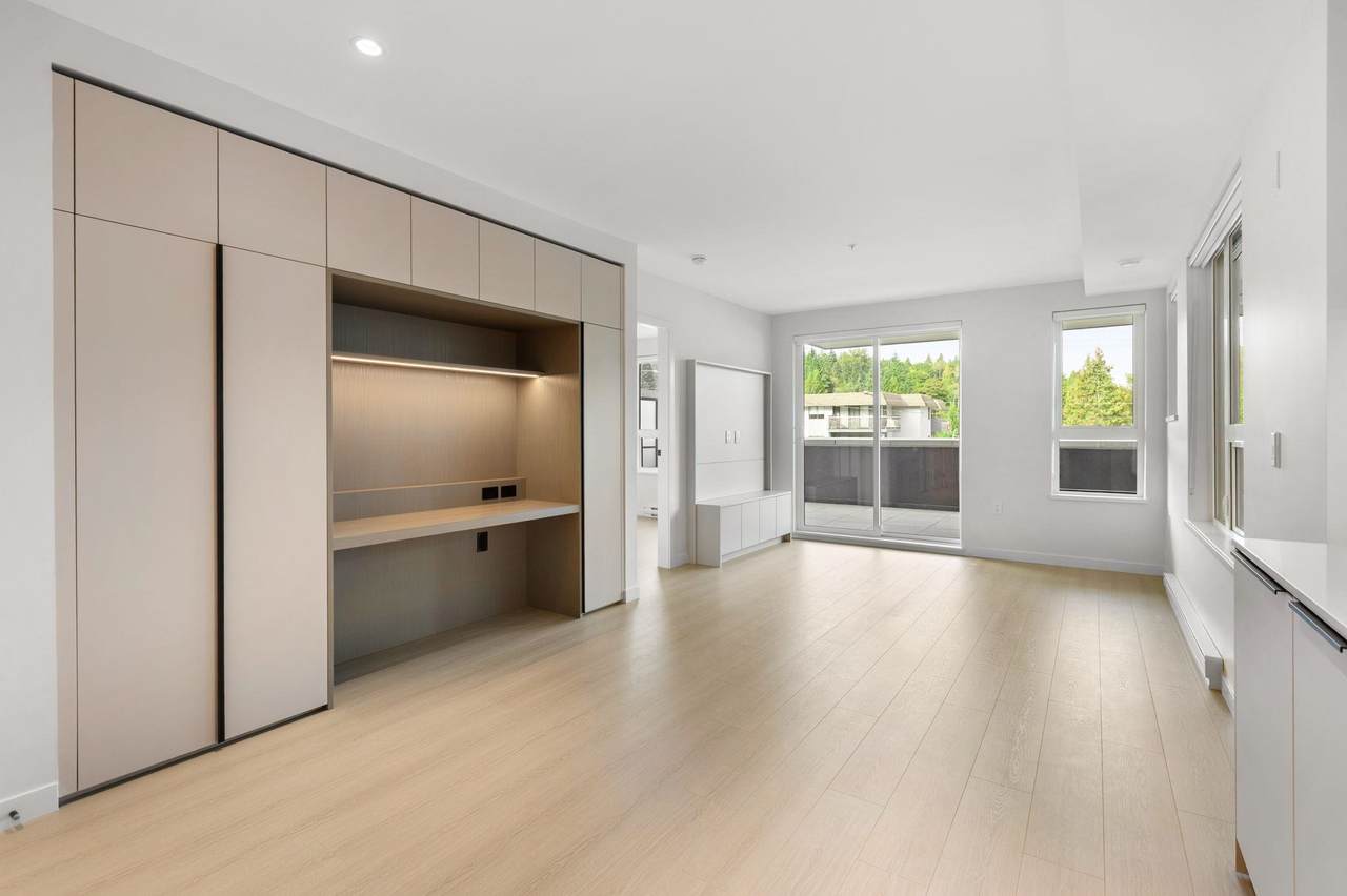 2015 St. Johns Street - Photo 1