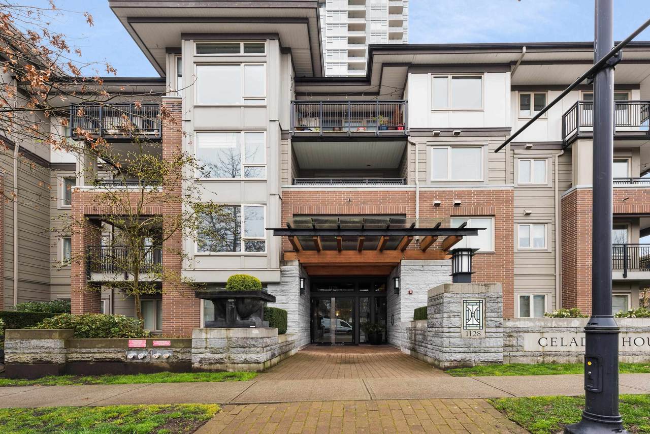 1128 Kensal Place - Photo 1
