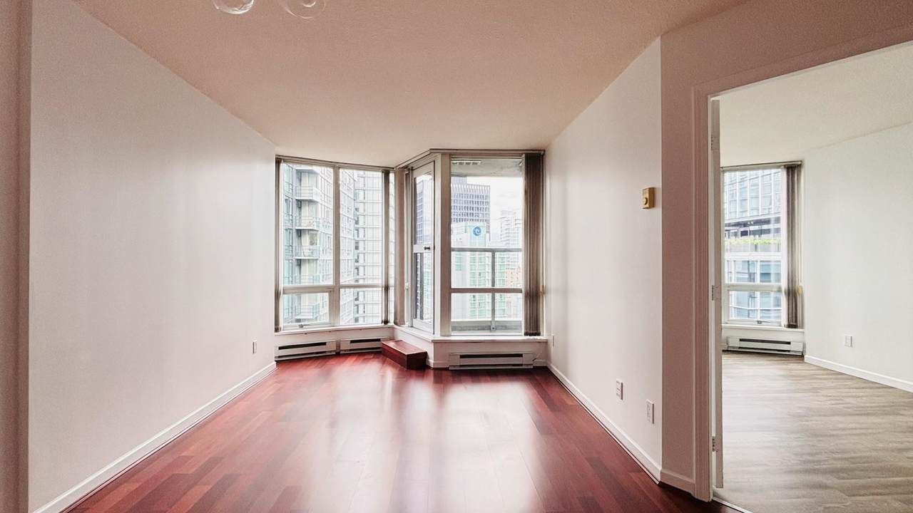 1166 Melville Street - Photo 1